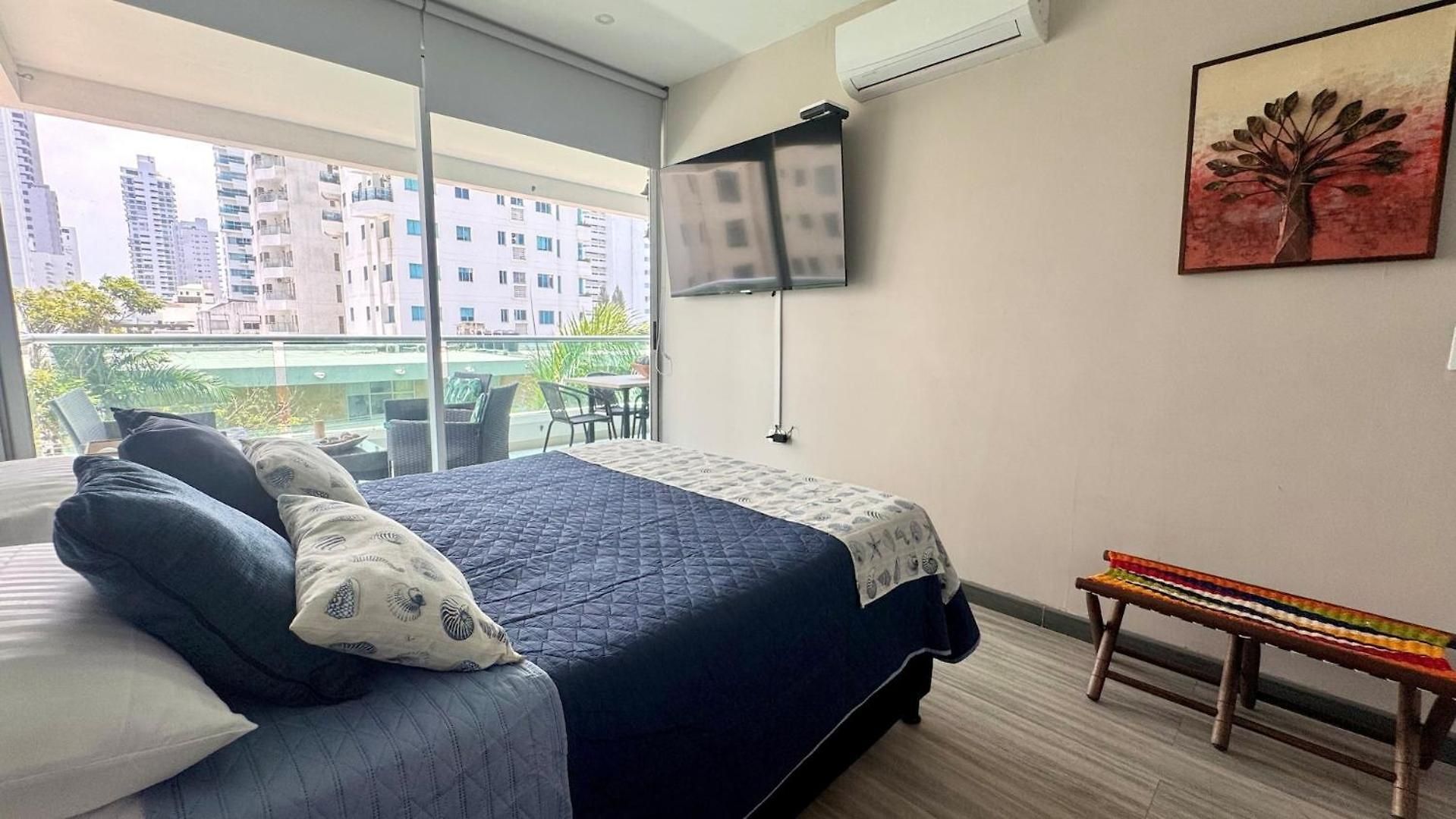 Bay-view 3br Castillogrande | Pool & Rooftop *