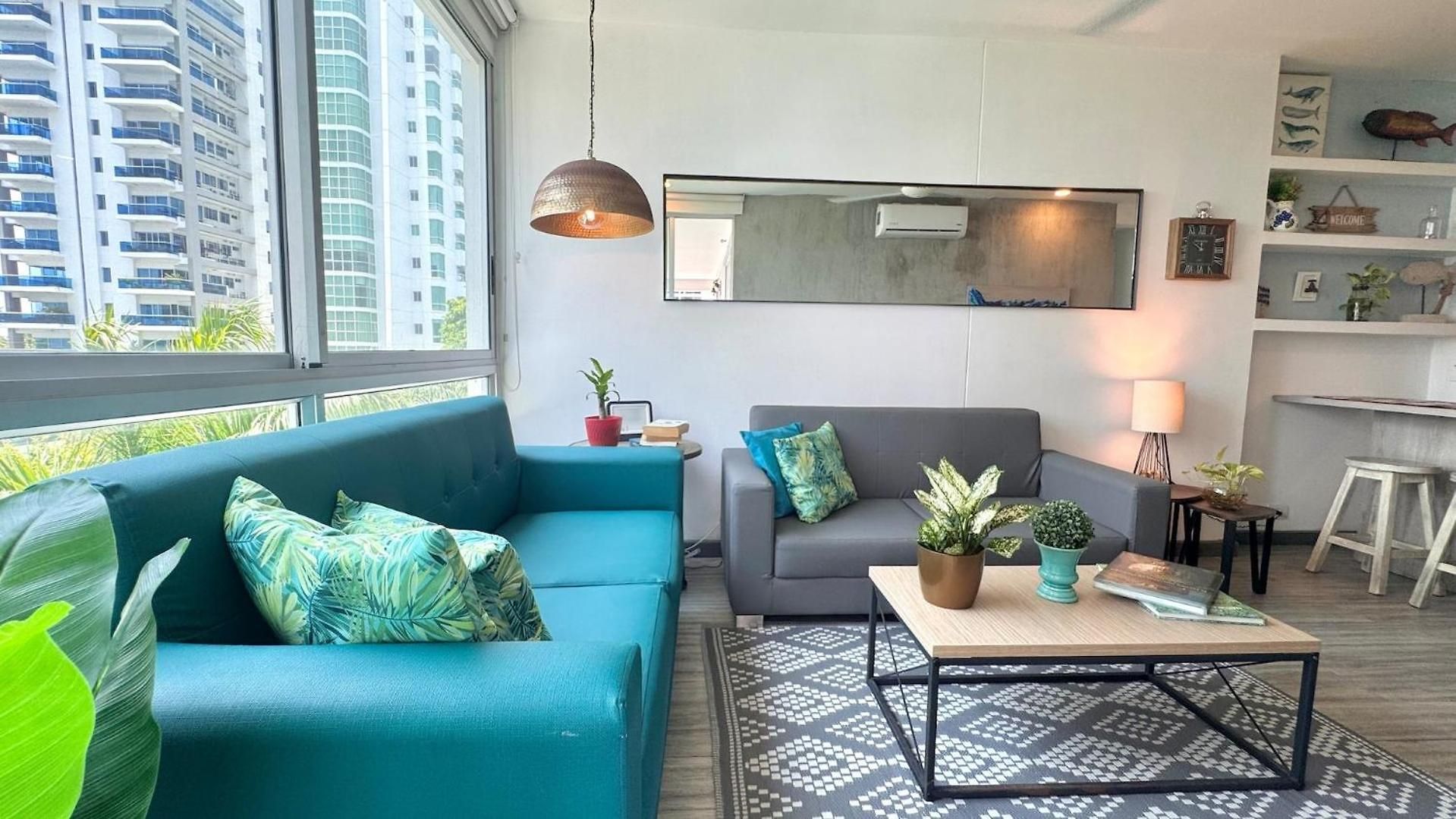 Bay-view 3br Castillogrande | Pool & Rooftop * Cartagena