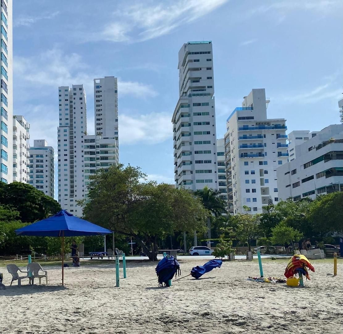 Bay-view 3br Castillogrande | Pool & Rooftop