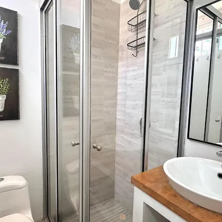 Bay-view 3br Castillogrande | Pool & Rooftop *